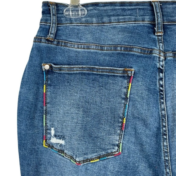 Judy Blue High Rise Skinny Fit Rainbow Embroidered Trim Size 14W - Picture 8 of 15
